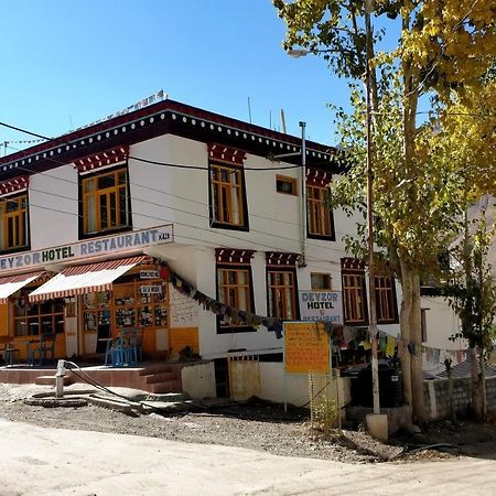Hotel Deyzor Kaza Exterior photo