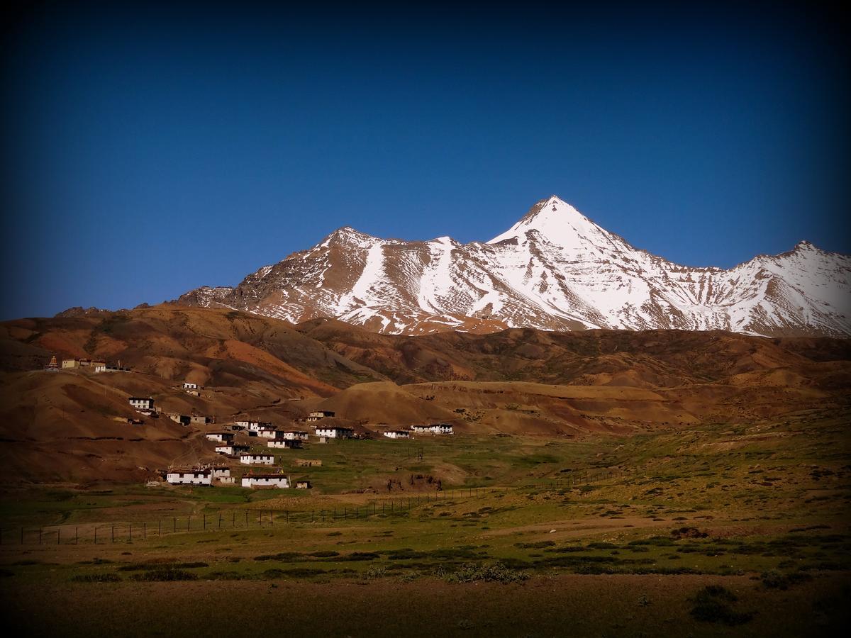 Hotel Deyzor Kaza Exterior photo