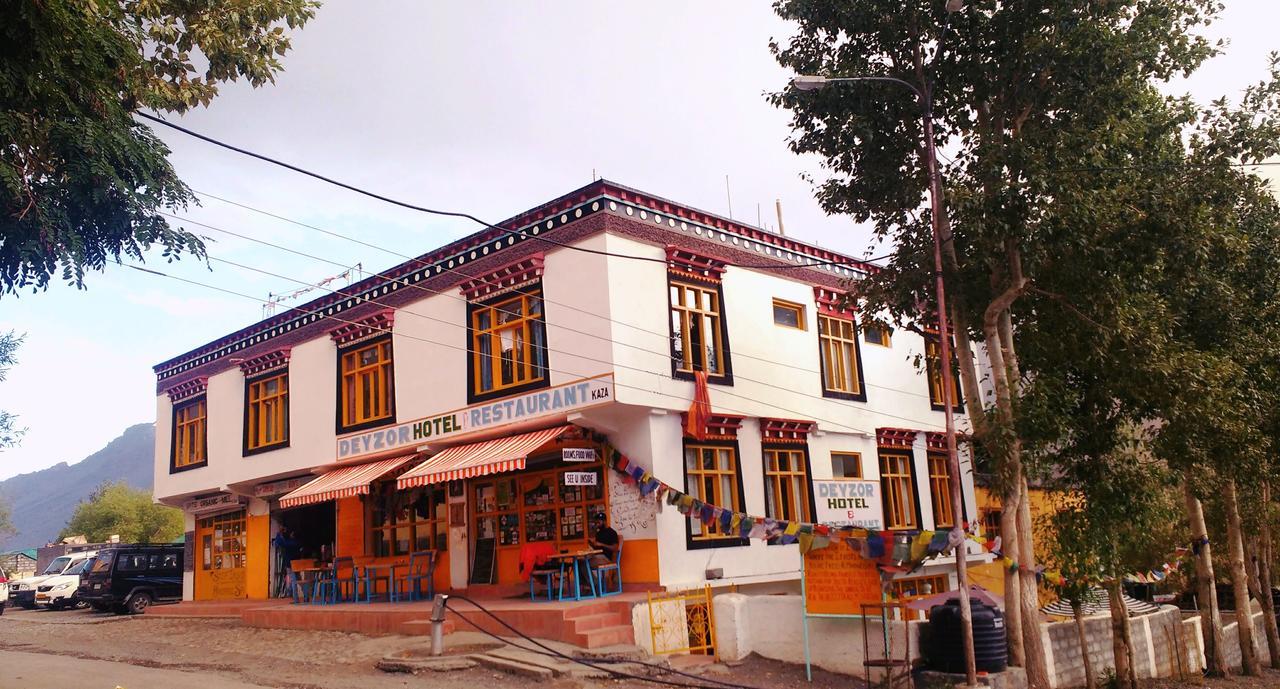 Hotel Deyzor Kaza Exterior photo